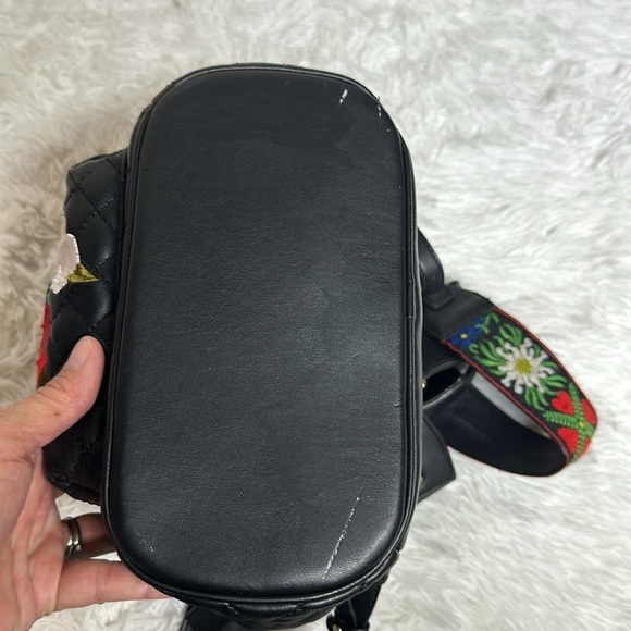 Dream Control Small Rose Backpack - Picture 3 of 9